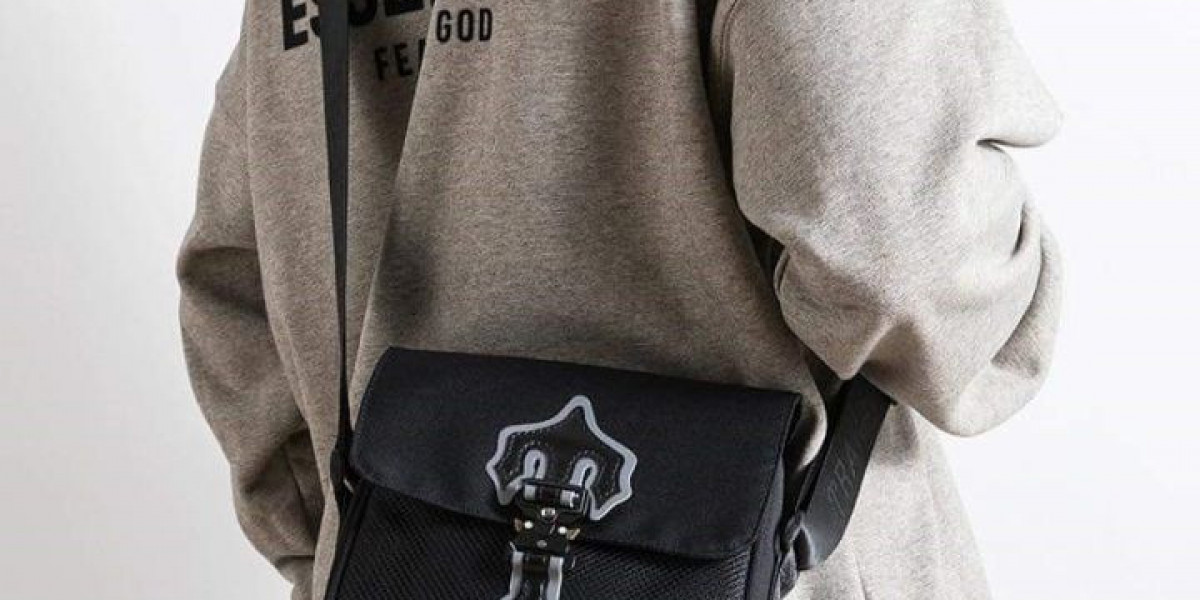Trapstar Bag – Urban Fashion Accessories for Everyday Use