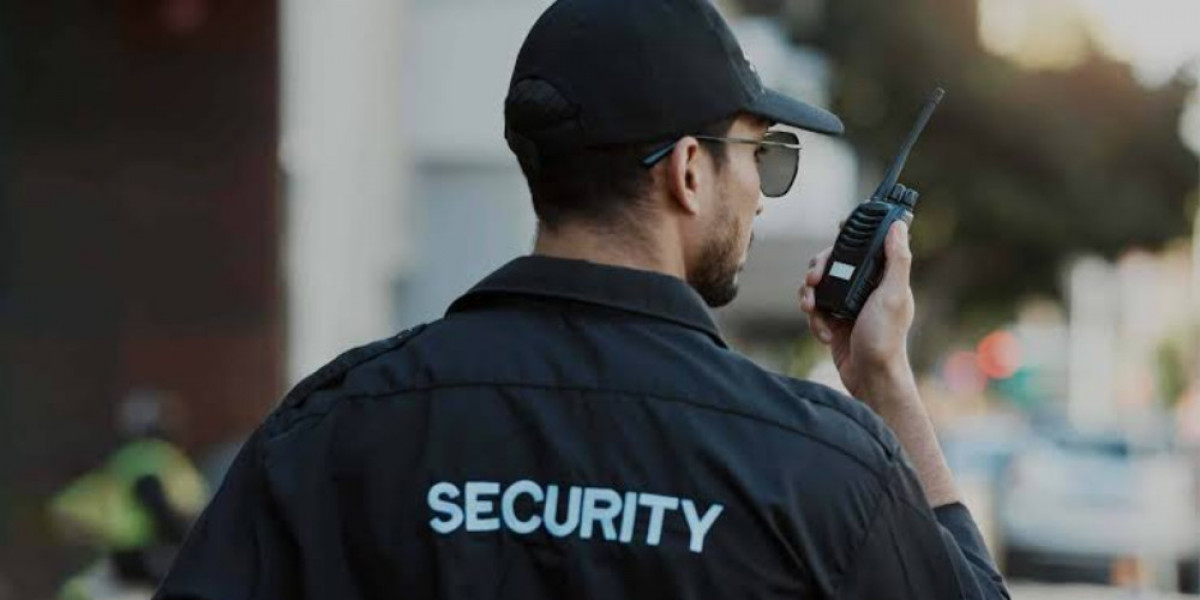 How a Security Guard Protects Your Business Every Day