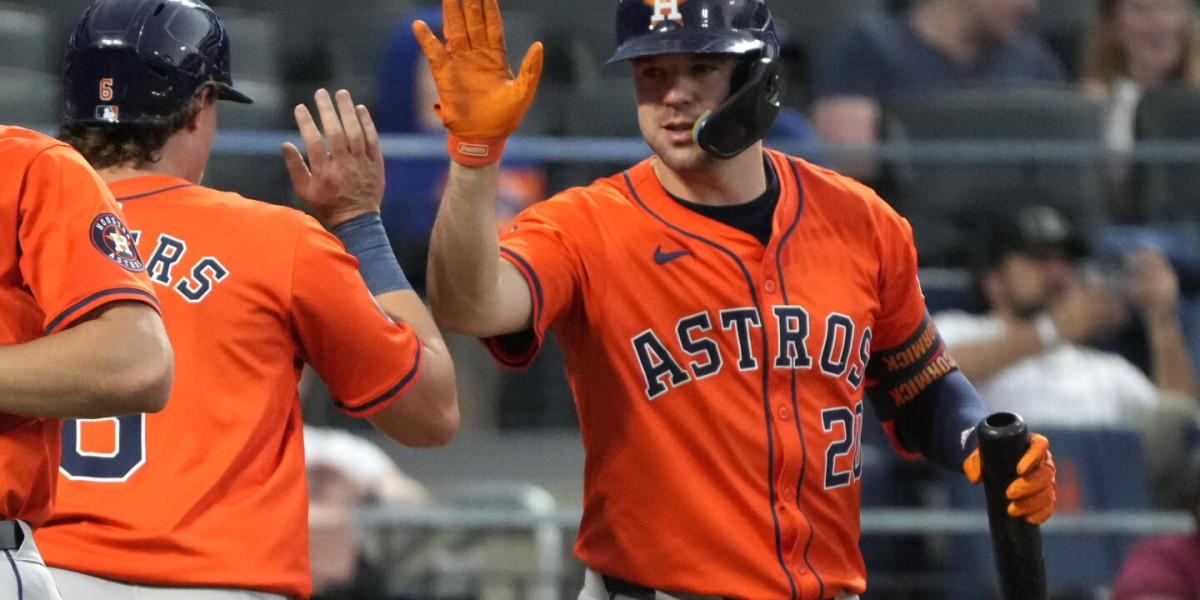 Bats Move Serene as Astros Tumble in direction of Pirates 5-1