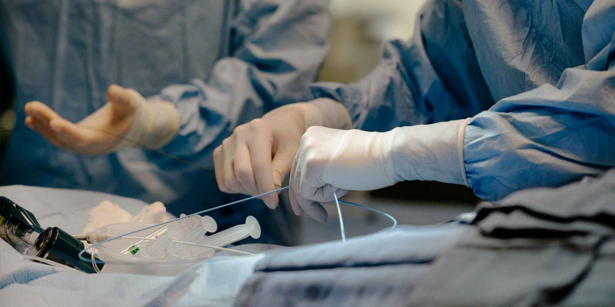 Professional Catheter Care at Home vs. Clinic-Based Care