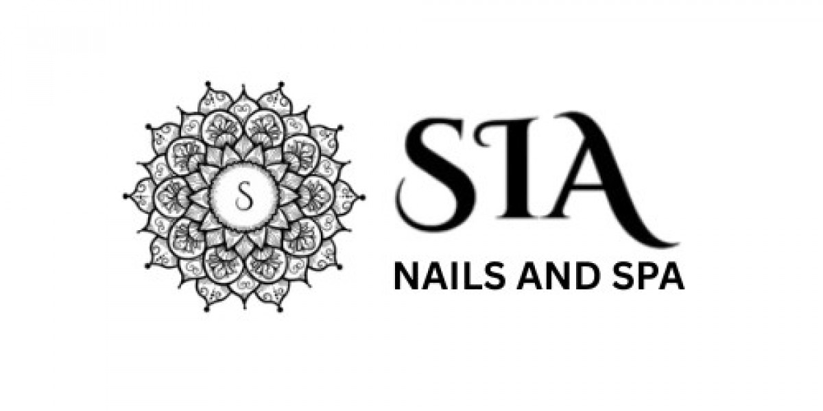 Acrylic Nail Services: Everything You Need to Know Before Your Next Nail Appointment